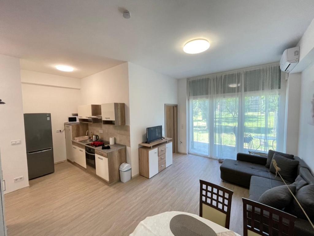 Gyoengybagoly Apartman Balatonberény Kültér fotó